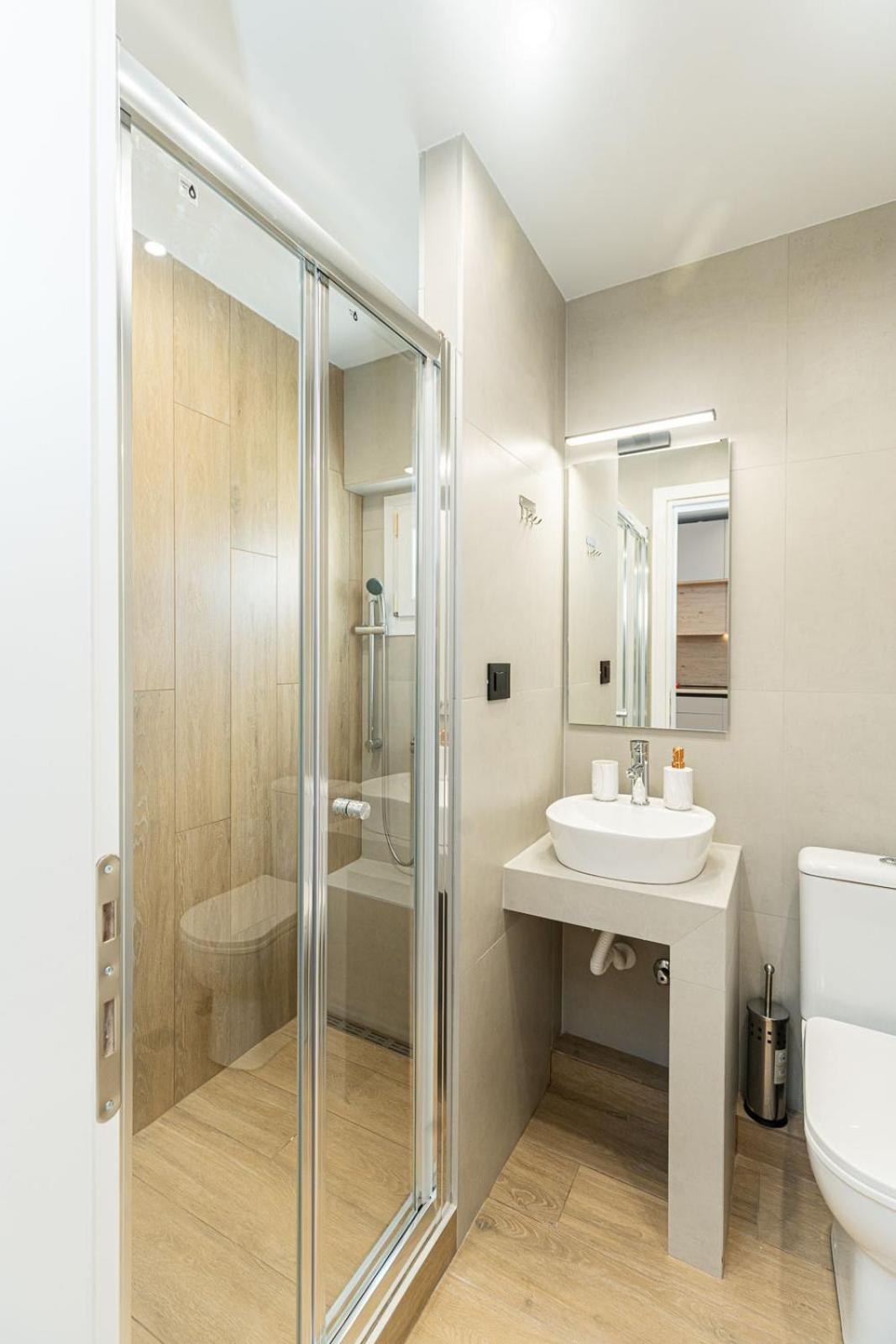 Modern 3 Bedroom Luxury Apartment Salonic Exterior foto